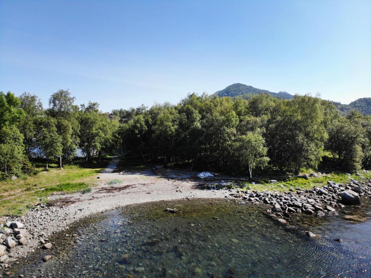 Aursnes Hotell Sykkylven Buitenkant foto